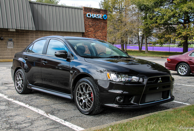 Mitsubishi Lancer Evolution X MR Touring