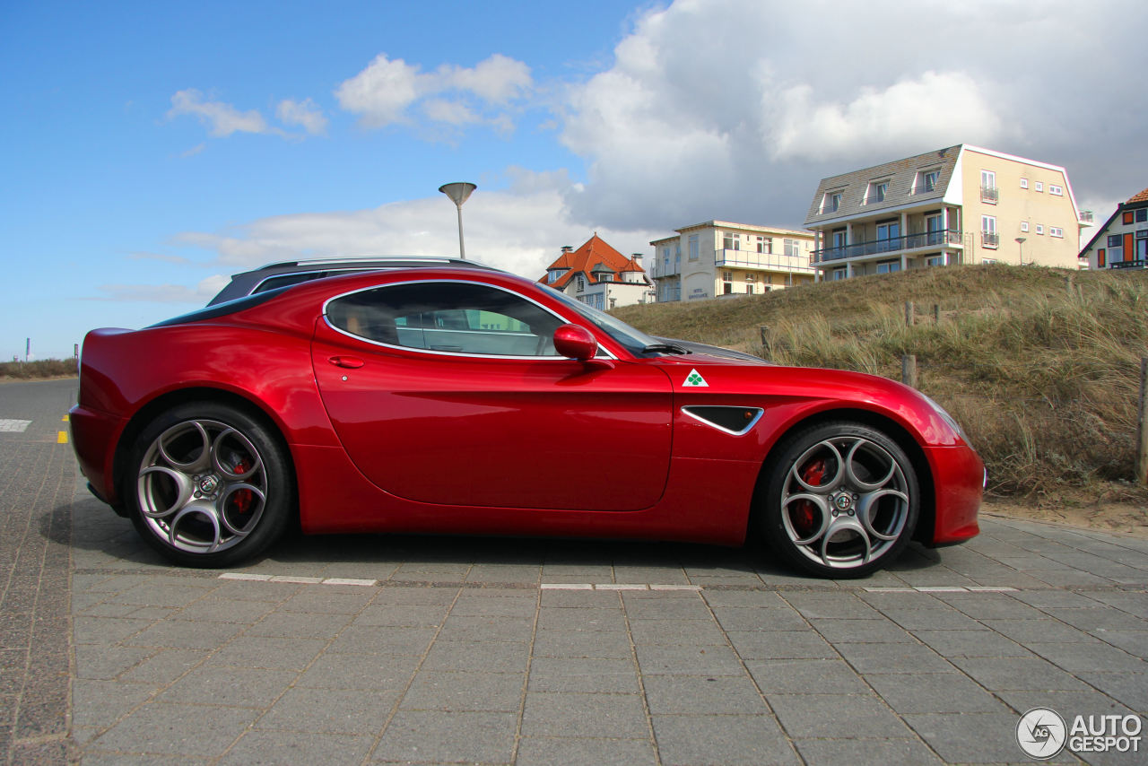 Alfa Romeo 8C Competizione