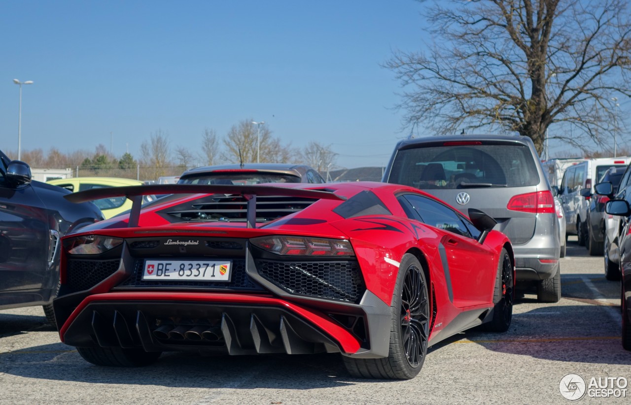 Lamborghini Aventador LP750-4 SuperVeloce