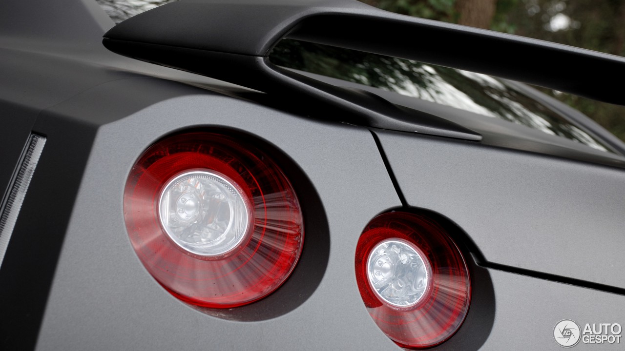 Nissan GT-R 2014