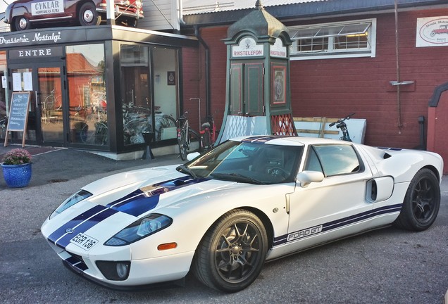 Ford GT