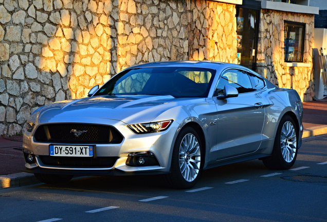 Ford Mustang GT 2015