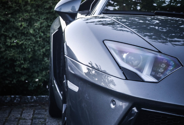 Lamborghini Aventador LP700-4