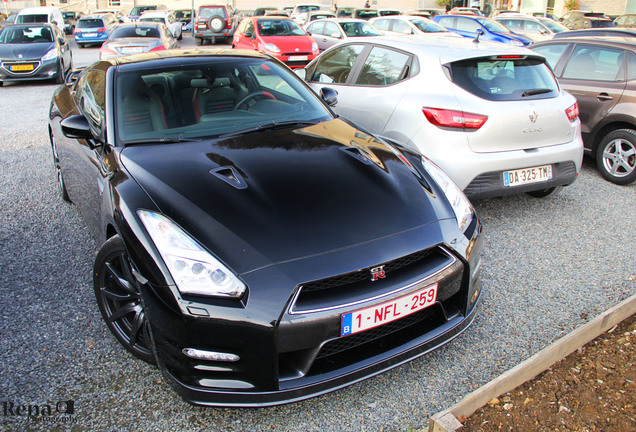 Nissan GT-R 2015