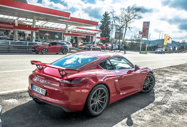 Porsche 981 Cayman GT4