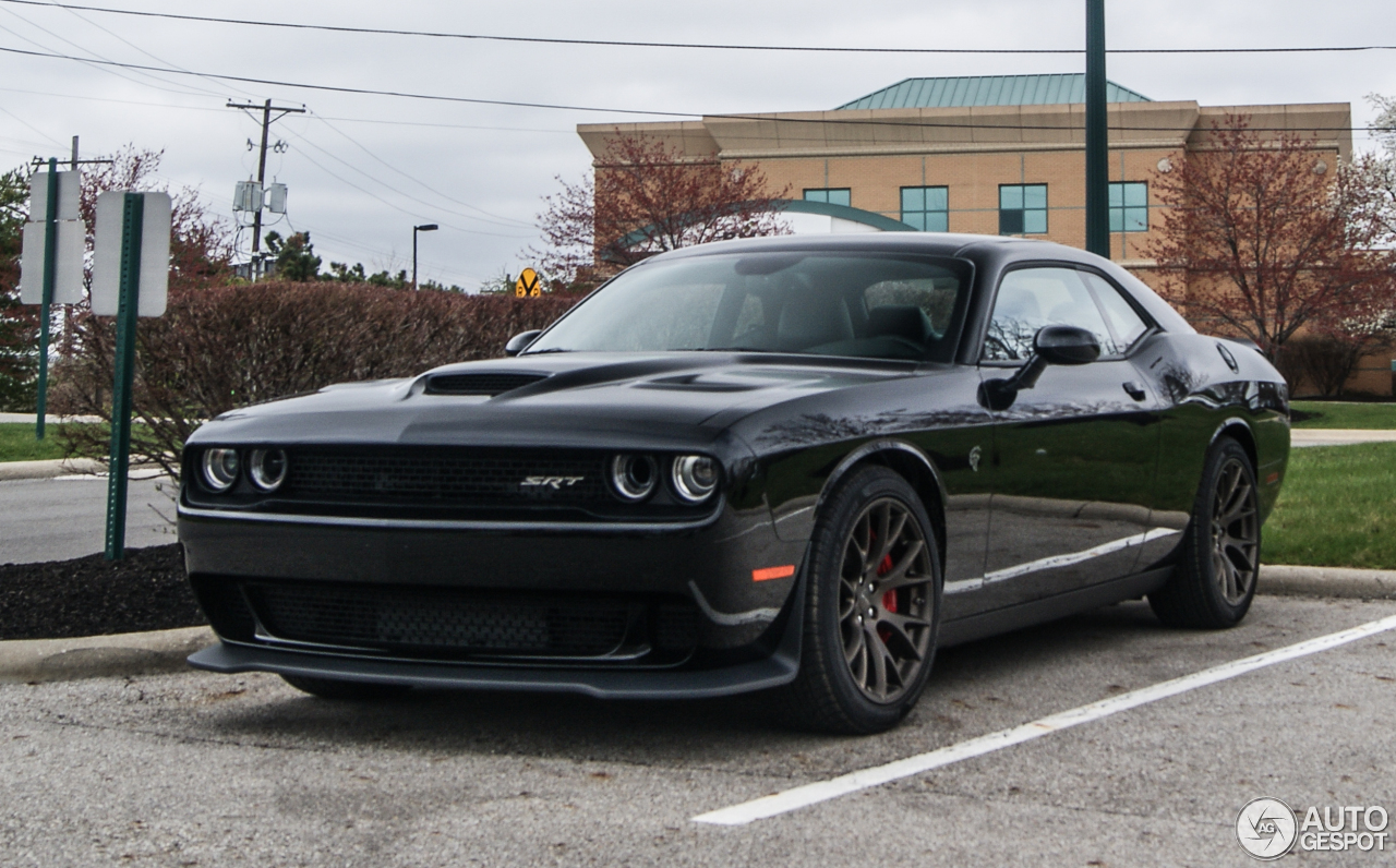 Dodge Challenger SRT Hellcat