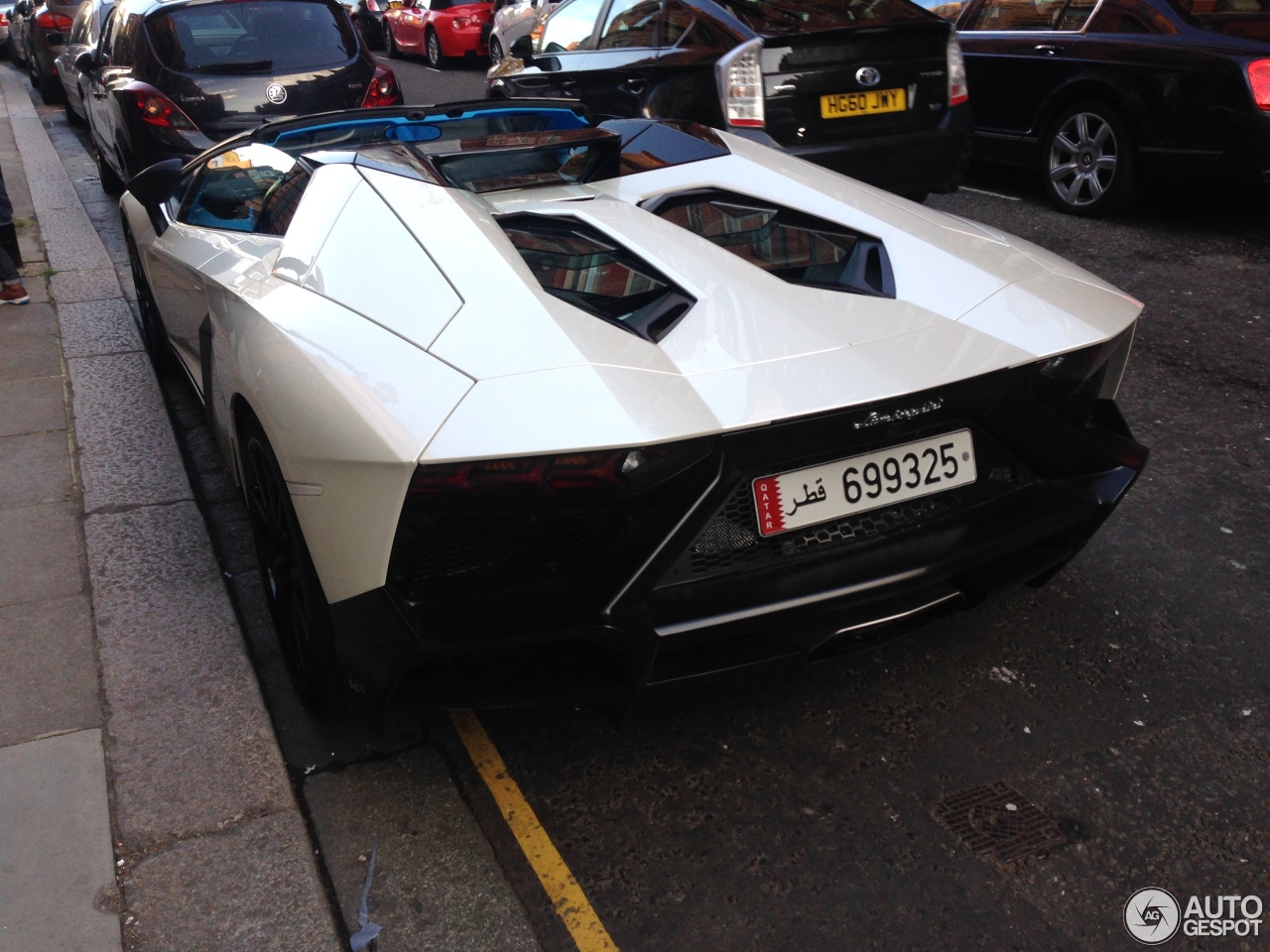 Lamborghini Aventador LP700-4 Roadster MVM Automotive Design