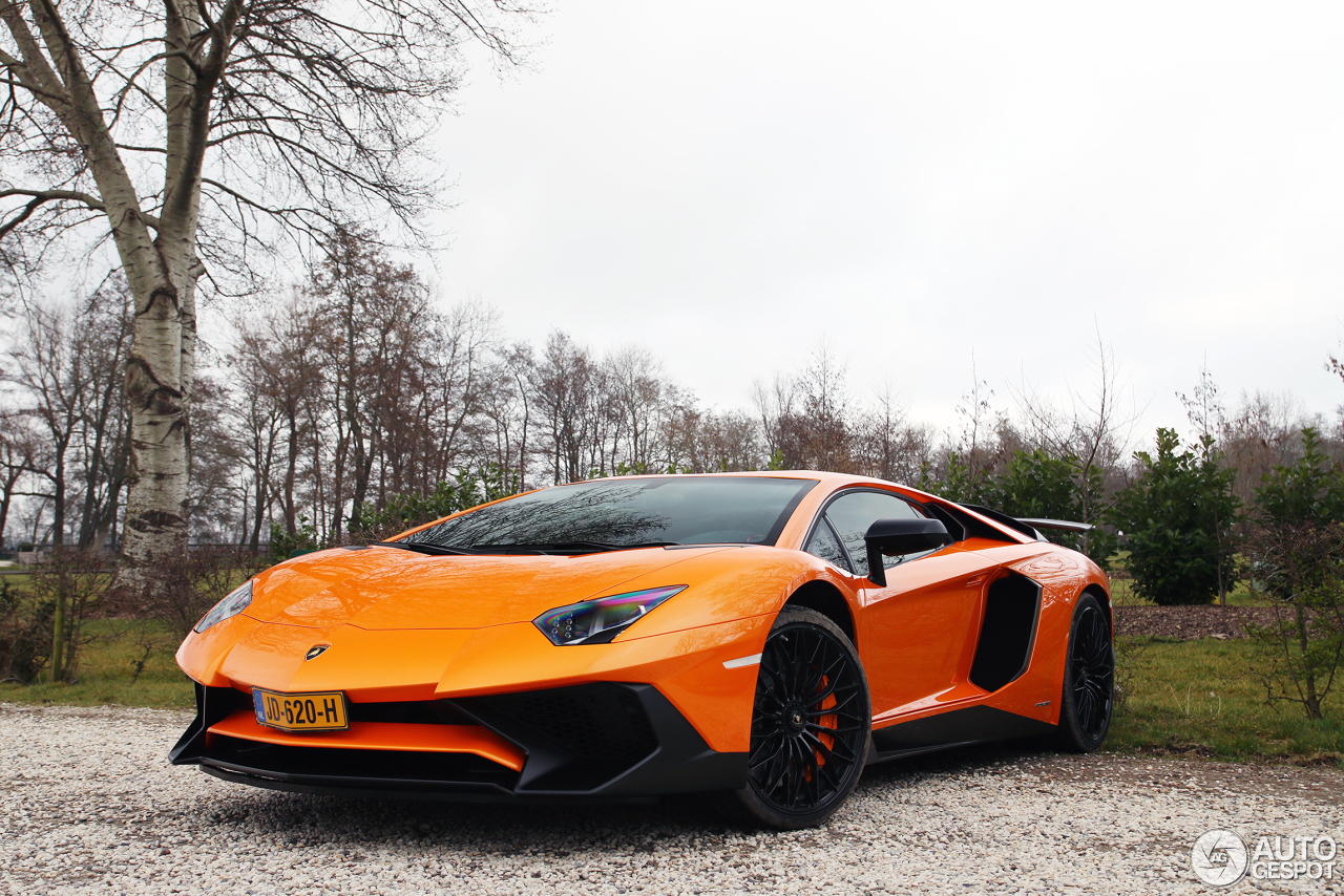 Lamborghini Aventador LP750-4 SuperVeloce