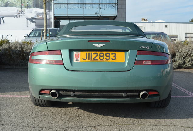 Aston Martin DB9 Volante