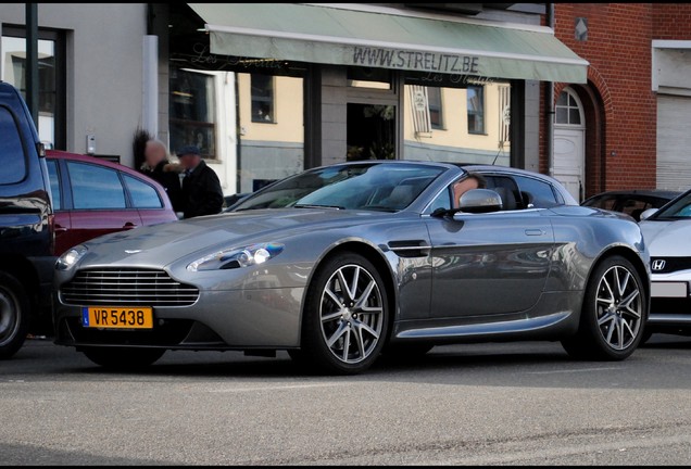 Aston Martin V8 Vantage Roadster 2012