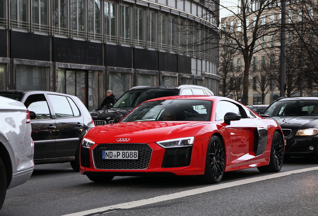 Audi R8 V10 Plus 2015