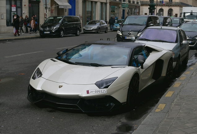 Lamborghini Aventador LP700-4 Roadster MVM Automotive Design