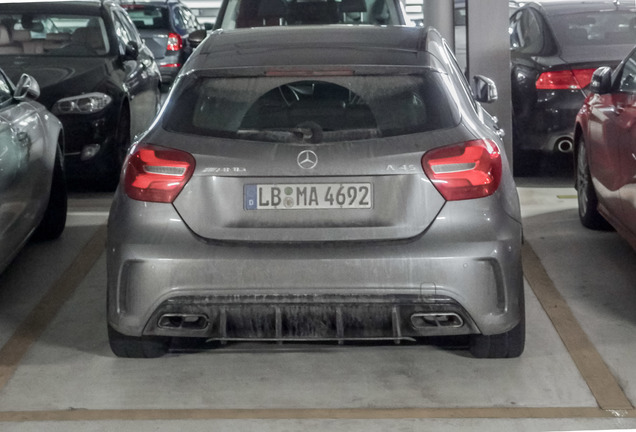 Mercedes-AMG A 45 W176 2015