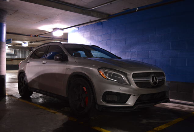 Mercedes-Benz GLA 45 AMG X156