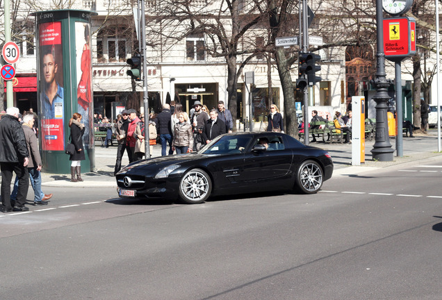 Mercedes-Benz SLS AMG