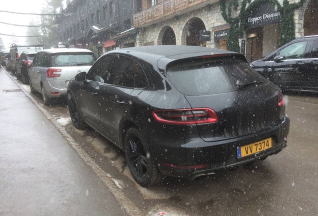 Porsche 95B Macan Turbo