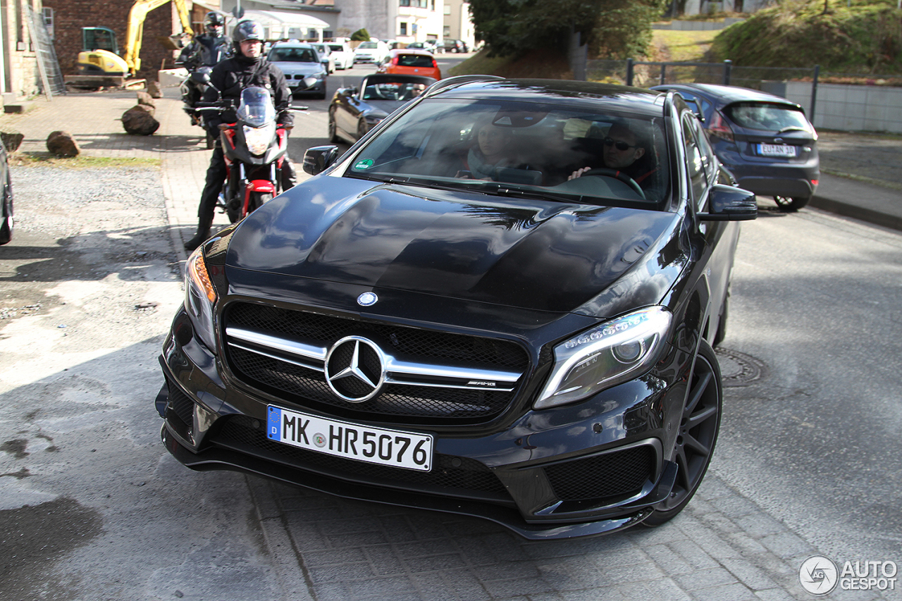 Mercedes-AMG GLA 45 X156