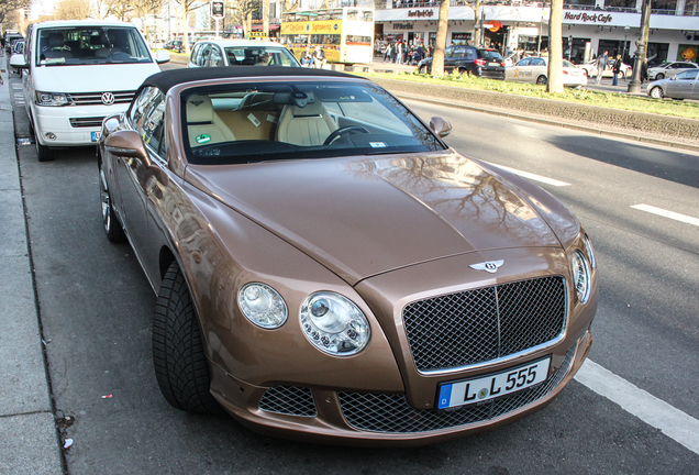 Bentley Continental GTC 2012