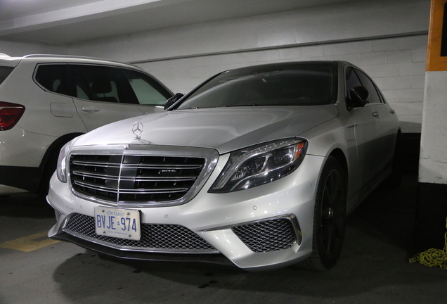 Mercedes-Benz S 65 AMG V222