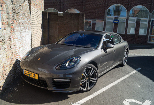 Porsche 970 Panamera Turbo S Executive MkII