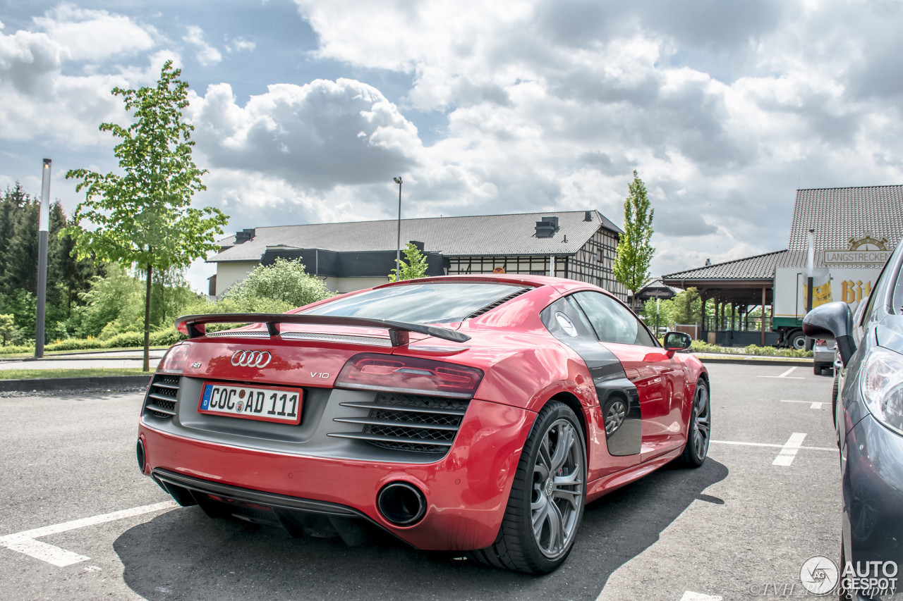 Audi R8 V10 Plus 2013