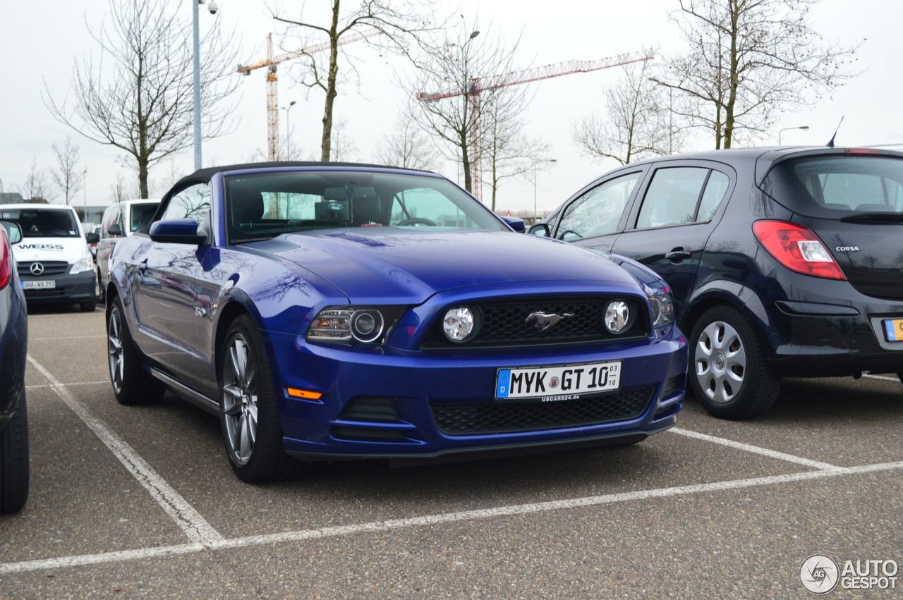 Ford Mustang GT Convertible 2013