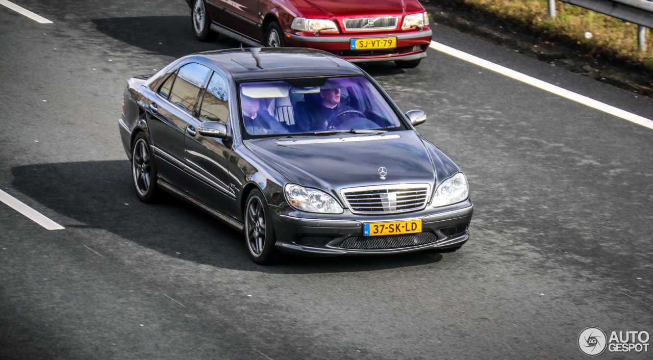 Mercedes-Benz S 65 AMG W220 - 31 March 2016 - Autogespot