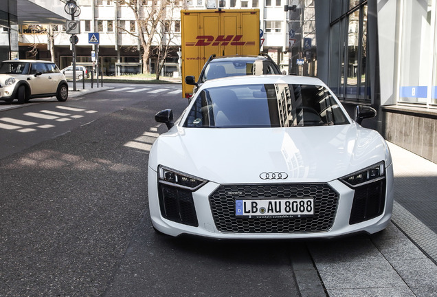 Audi R8 V10 Plus 2015