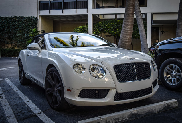 Bentley Continental GTC V8