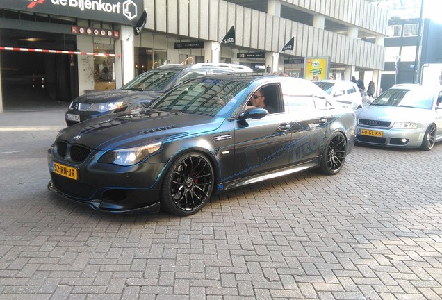 BMW M5 E60 2005