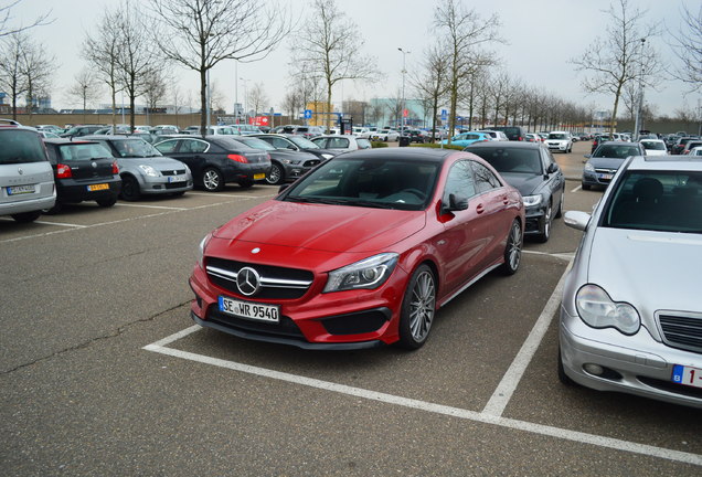 mercedes-benz CLA 45 AMG C117