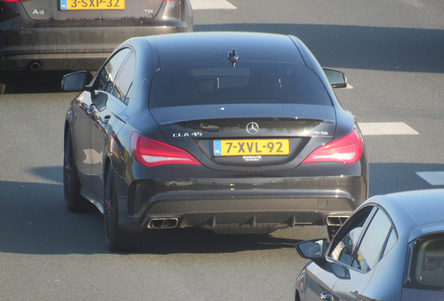 mercedes-benz CLA 45 AMG Edition 1 C117