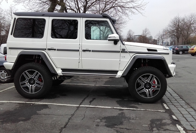 Mercedes-Benz G 500 4X4²