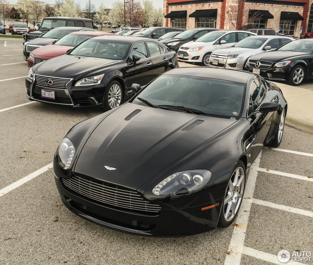 Aston Martin V8 Vantage