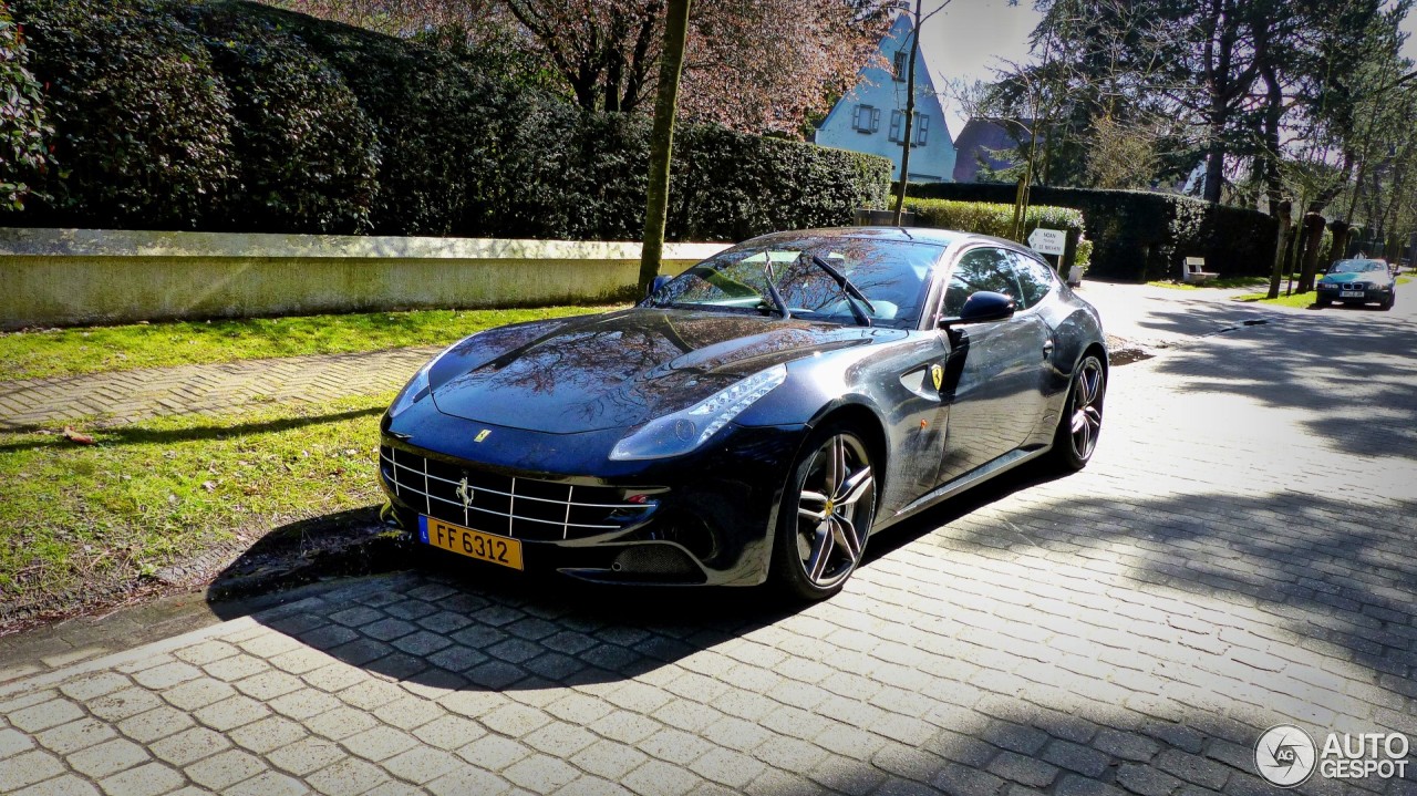 Ferrari FF