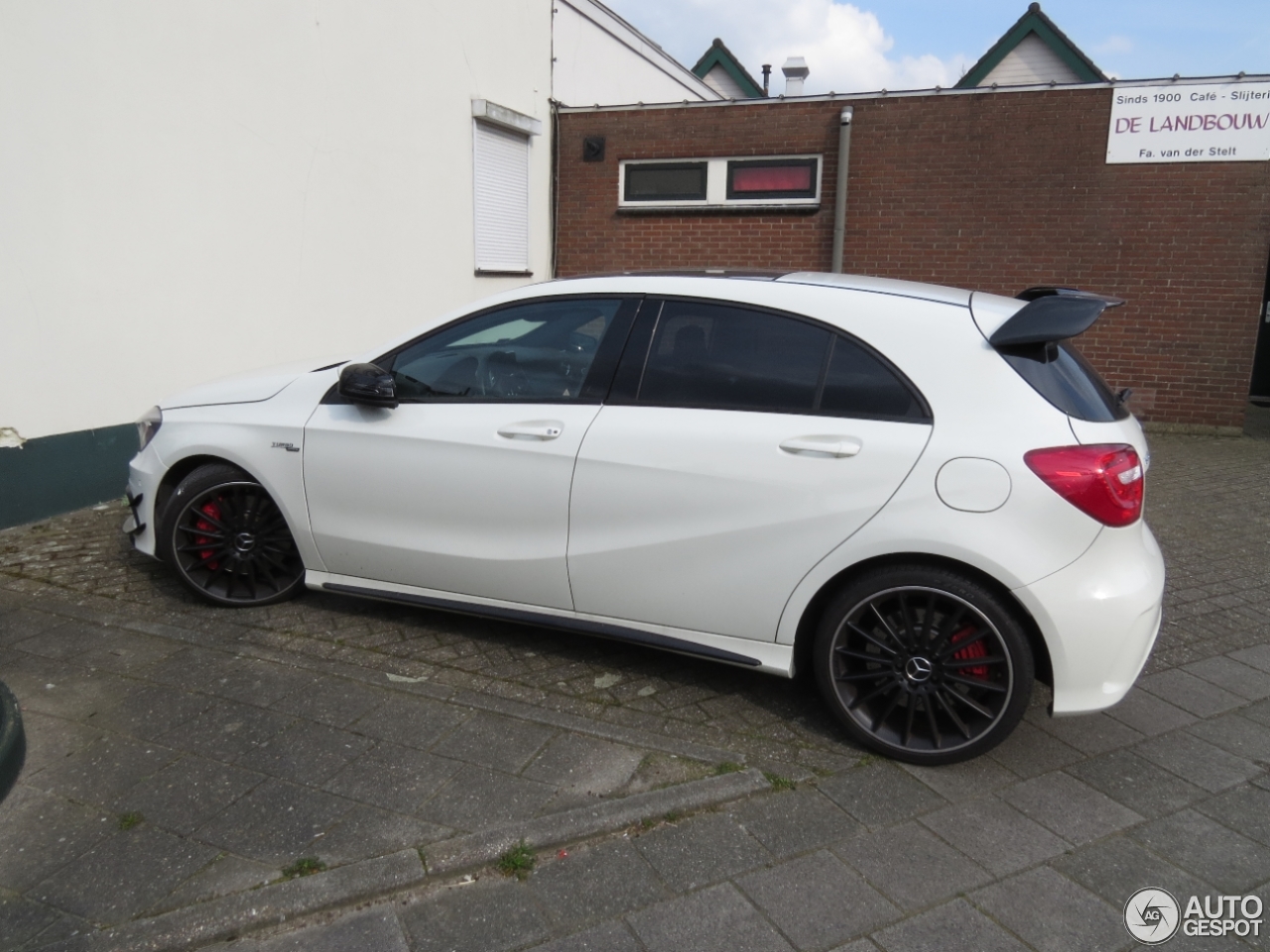 Mercedes-Benz A 45 AMG