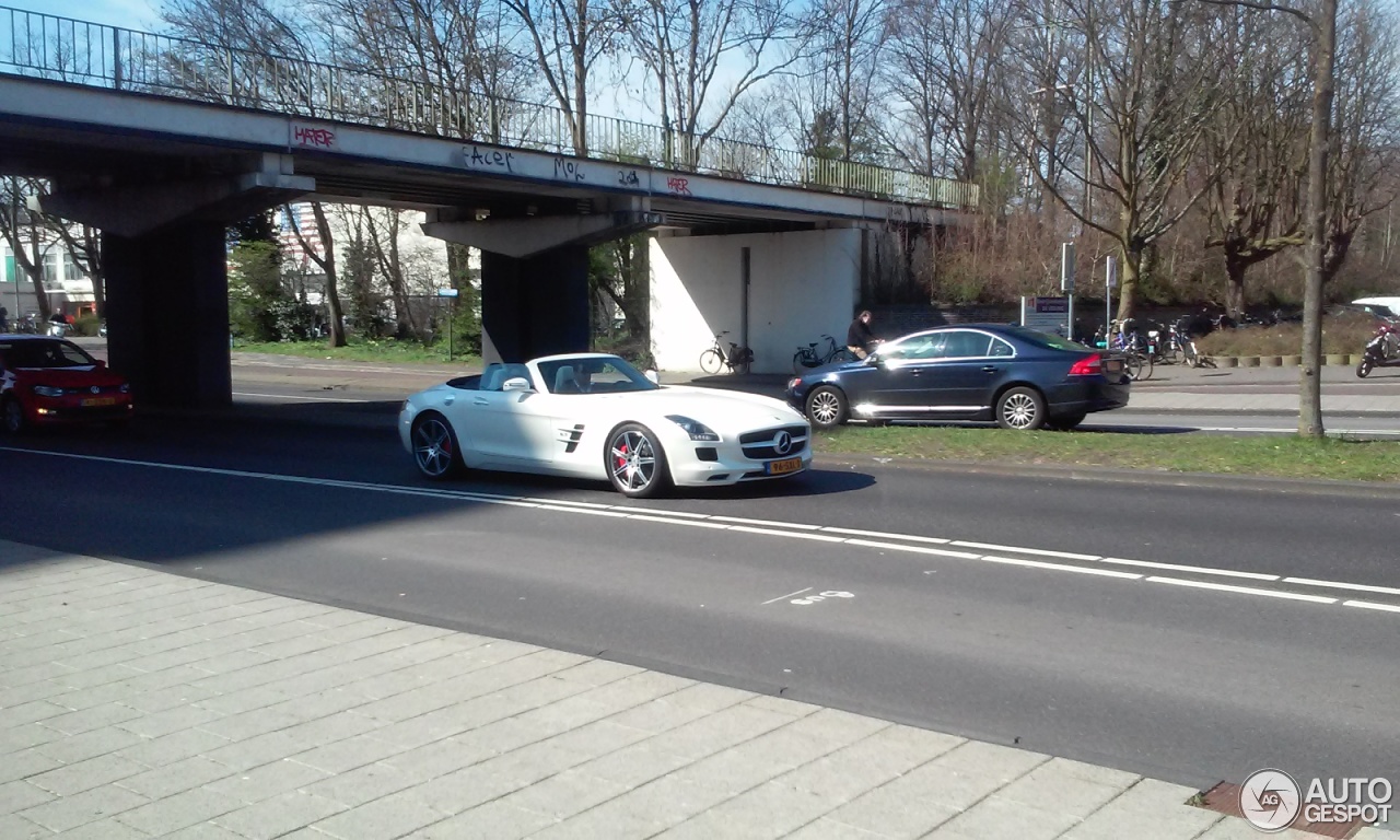 Mercedes-Benz SLS AMG Roadster