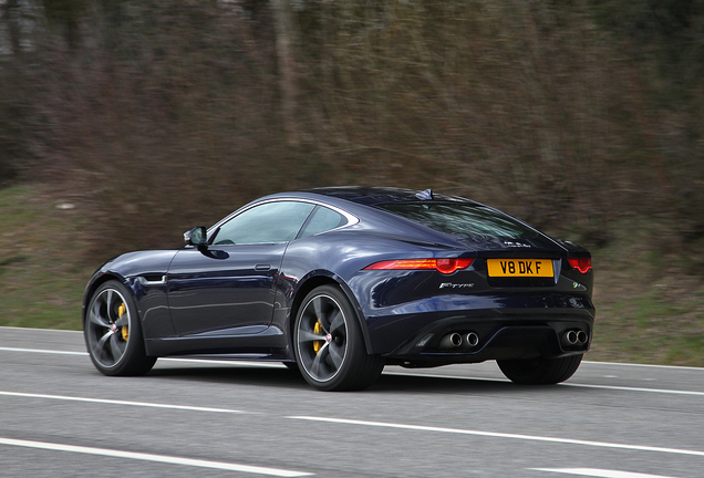 Jaguar F-TYPE R Coupé