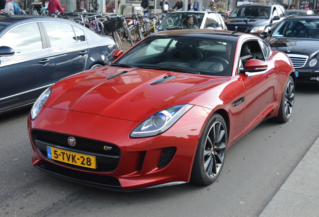 Jaguar F-TYPE S Coupé