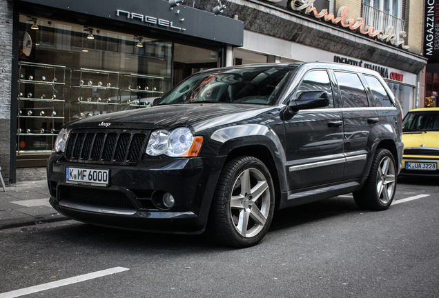 Jeep Grand Cherokee SRT-8 2005