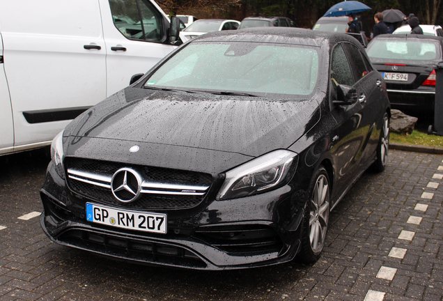 Mercedes-AMG A 45 W176 2015