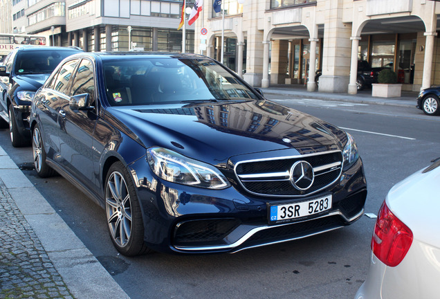 Mercedes-Benz E 63 AMG S W212