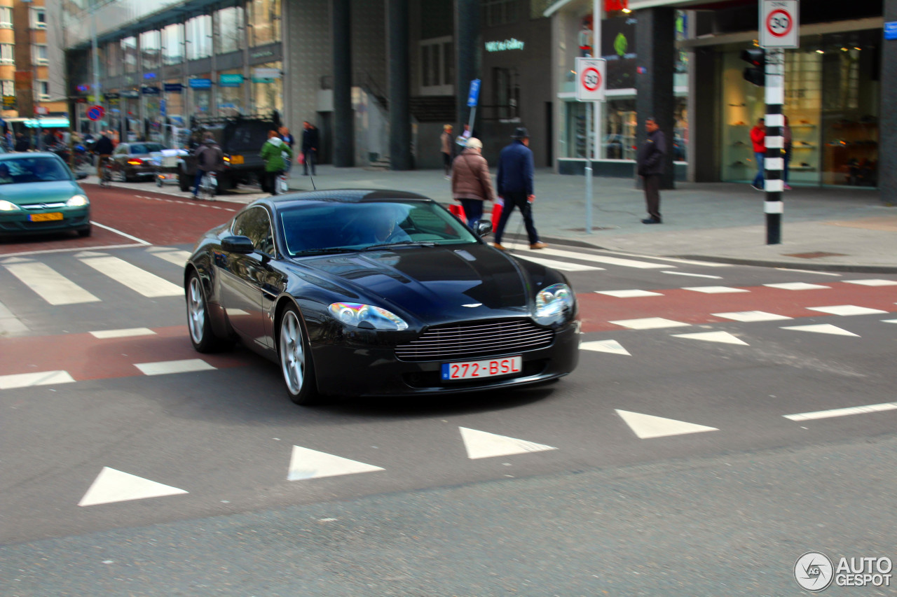 Aston Martin V8 Vantage