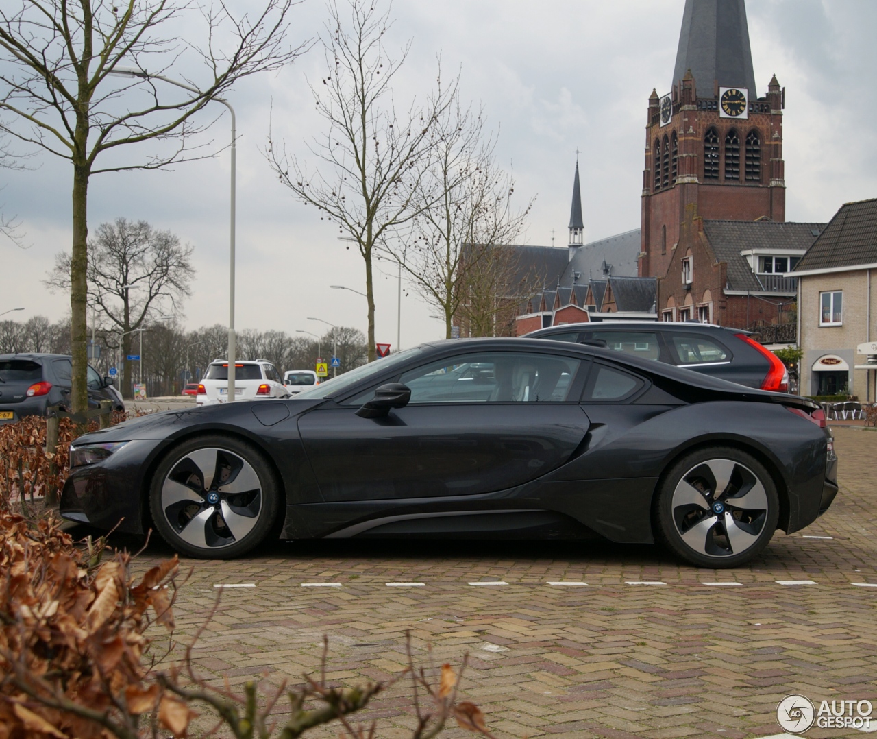 BMW i8