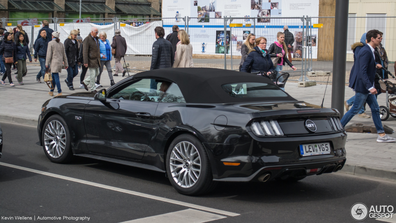 Ford Mustang GT Convertible 2015