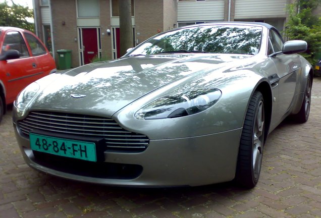 Aston Martin V8 Vantage Roadster