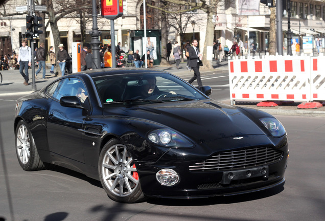 Aston Martin Vanquish S