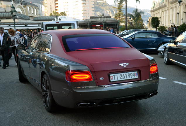 Bentley Flying Spur V8