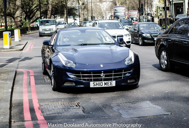 Ferrari FF