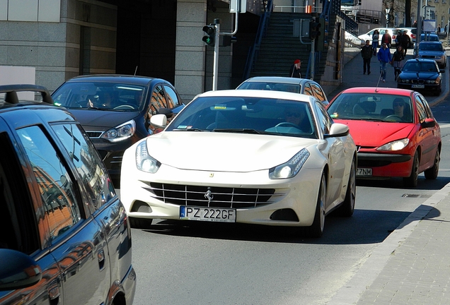 Ferrari FF